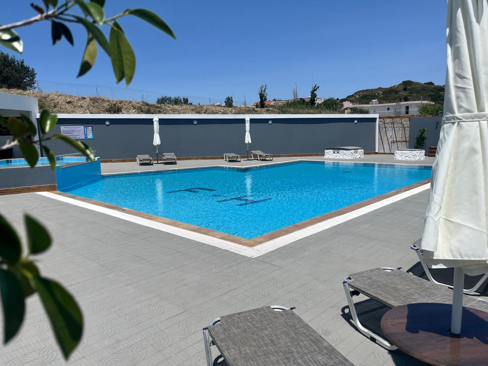Family House Faliraki Studios Apartments Luaran gambar